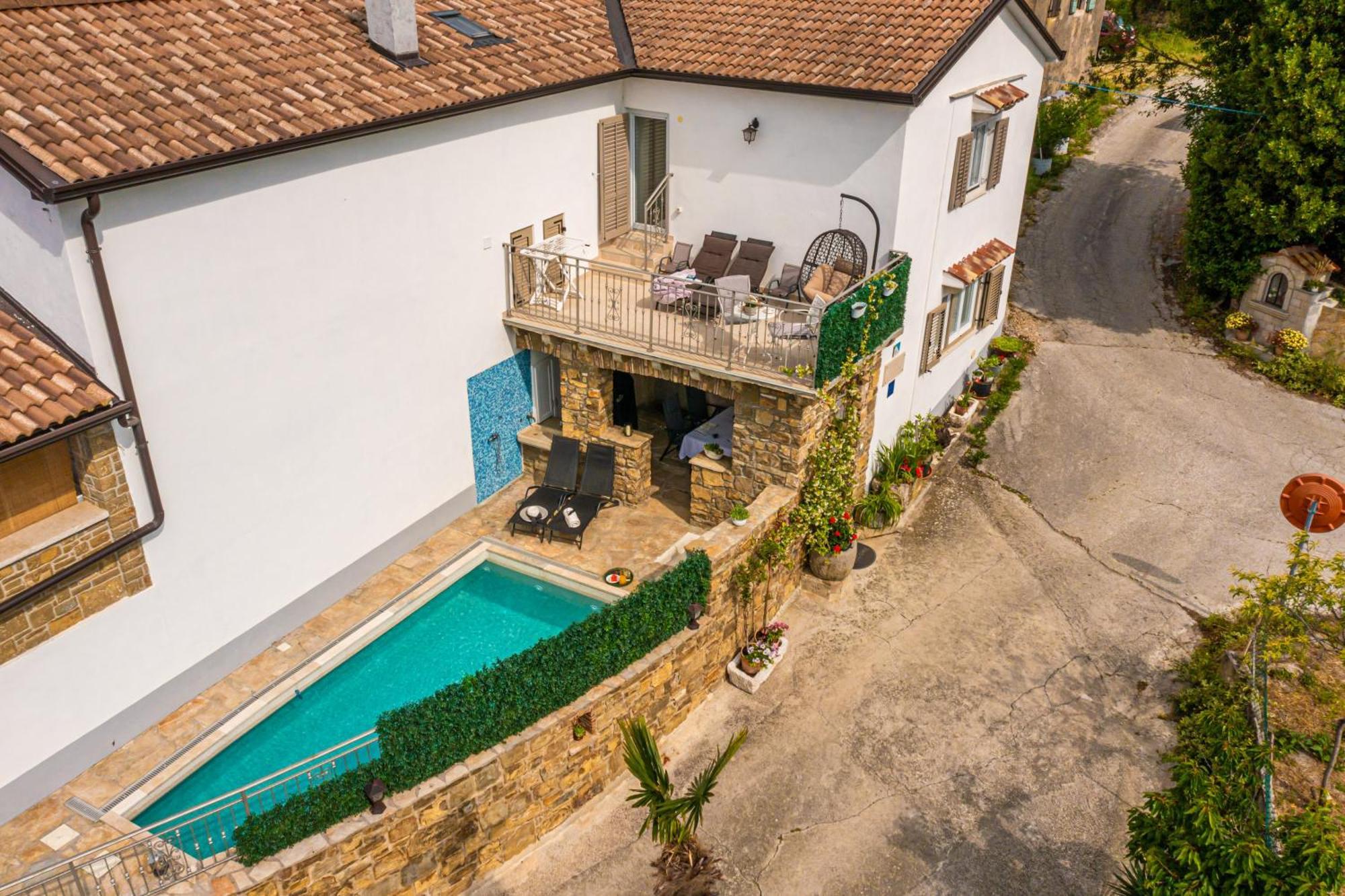 Holiday Home Belveder Motovun With Heated Pool Livade Exterior foto